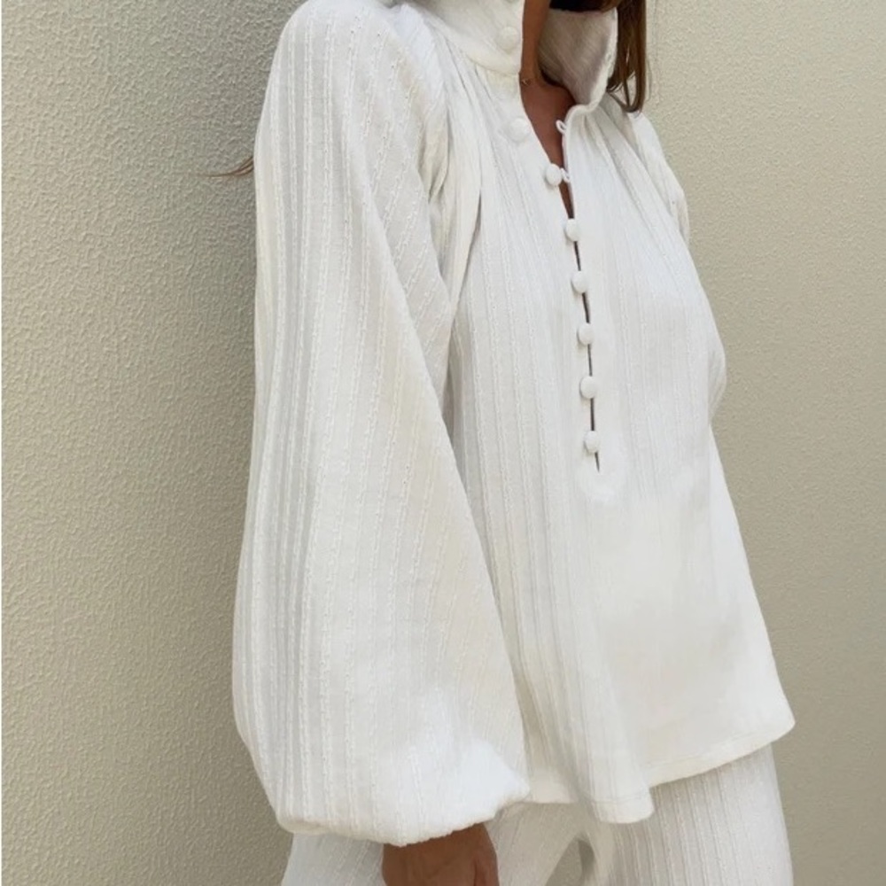 Vita Grace Palma Fine Gauge Sweater in Ivory White - Picture 2 of 15